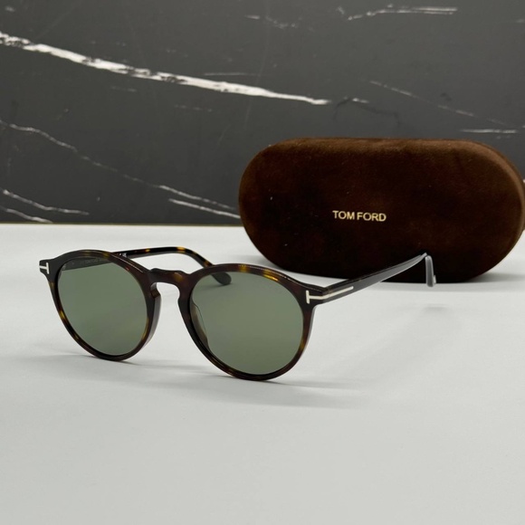 NEW TOM FORD TF904 52R UNISEX POLARIZED SUNGLASSES TOM FORD AURELE FT0904/S - Picture 2 of 10